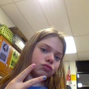 Meet your Posher, Julia